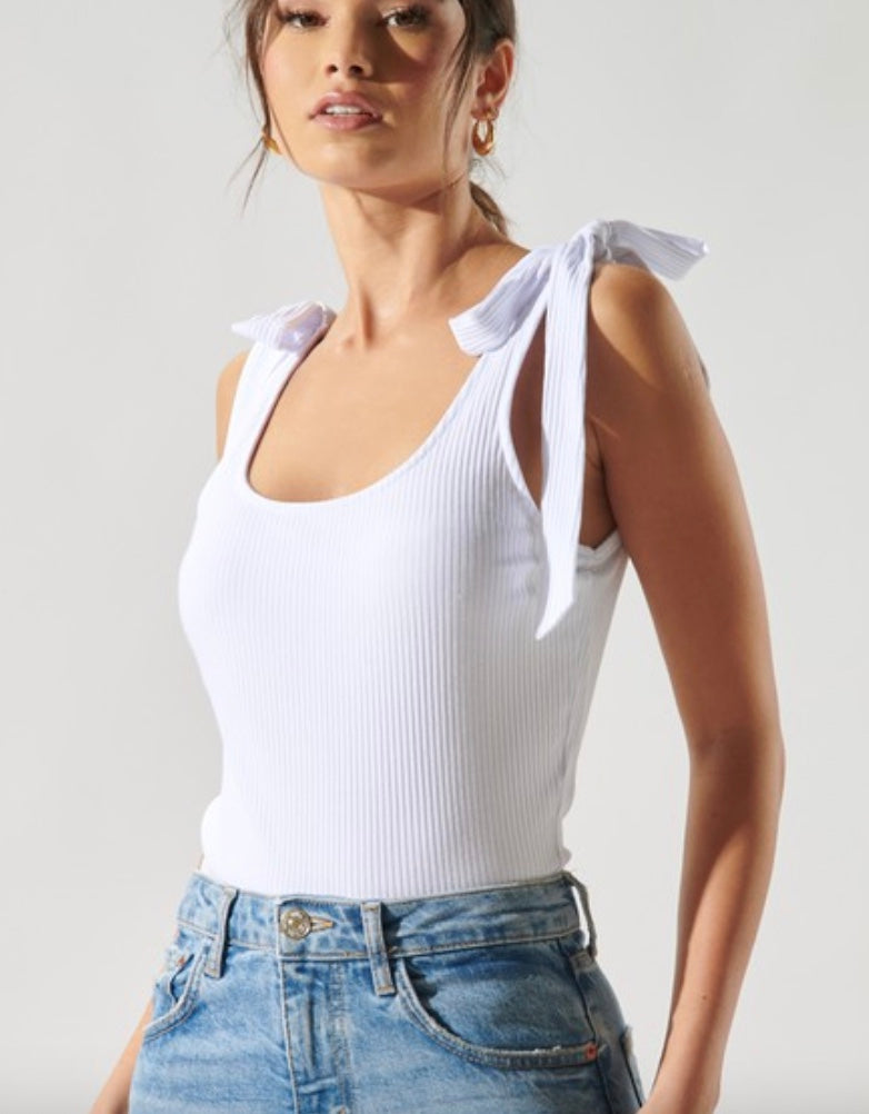 Ripley Ribbed Scoop Neck Cropped Tank Top