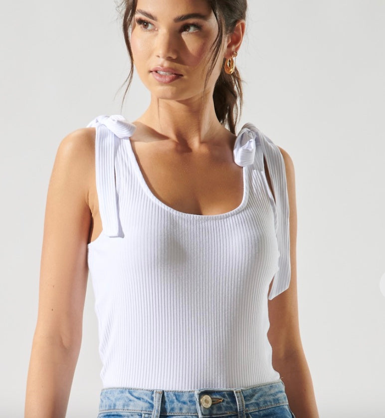 Ripley Ribbed Scoop Neck Cropped Tank Top